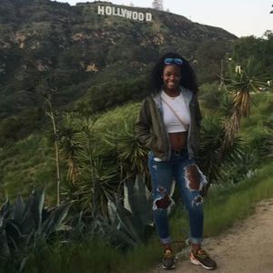 Meet your Posher, Jade